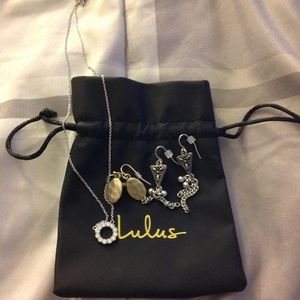 *4/$20💚 Necklace and Earrings